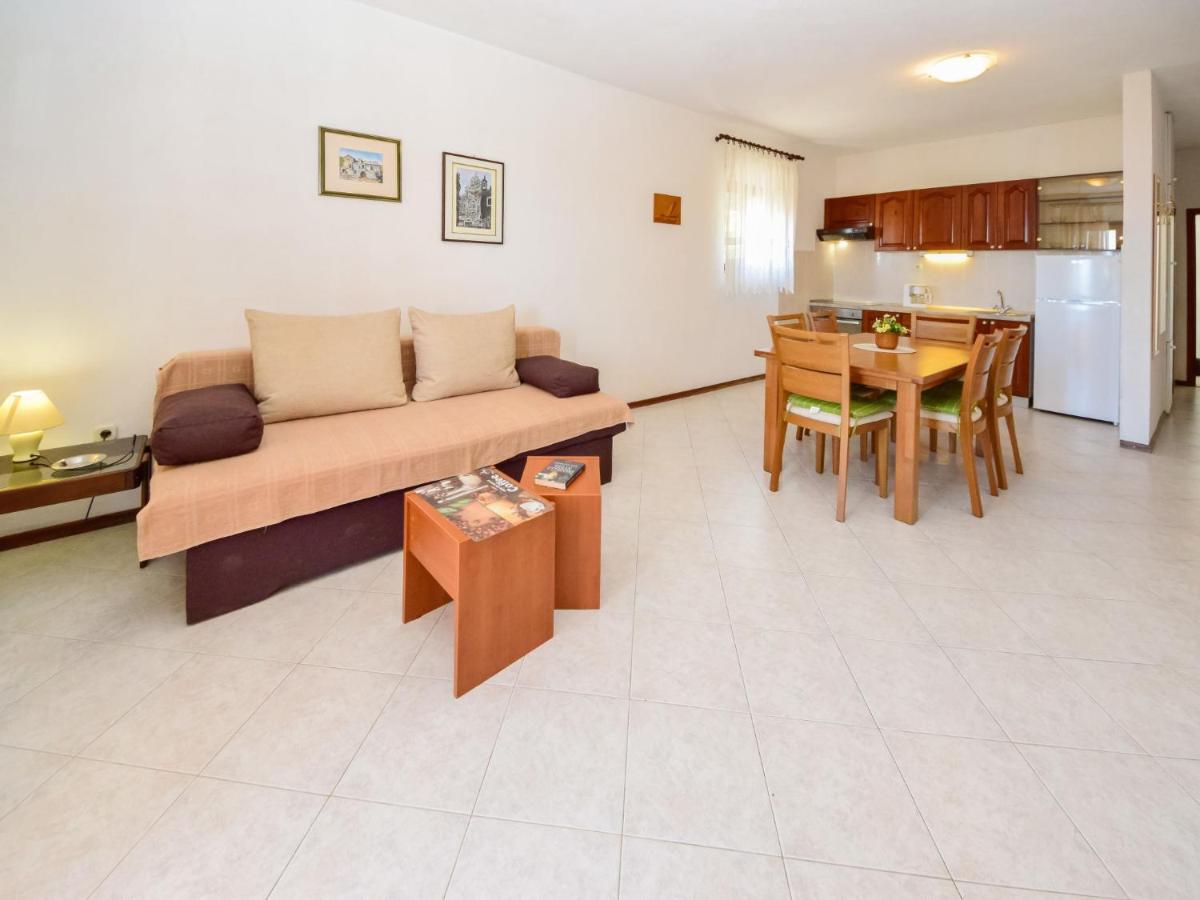 Apartment Lucija-1 By Interhome Трогір Екстер'єр фото