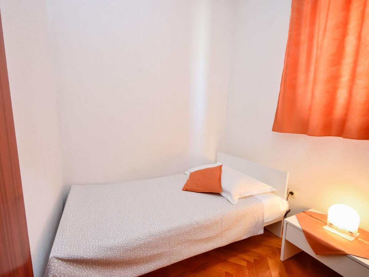 Apartment Lucija-1 By Interhome Трогір Екстер'єр фото