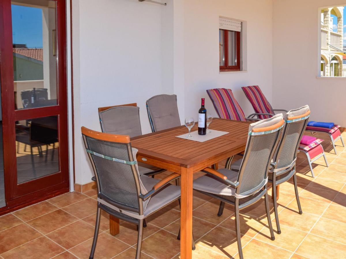 Apartment Lucija-1 By Interhome Трогір Екстер'єр фото